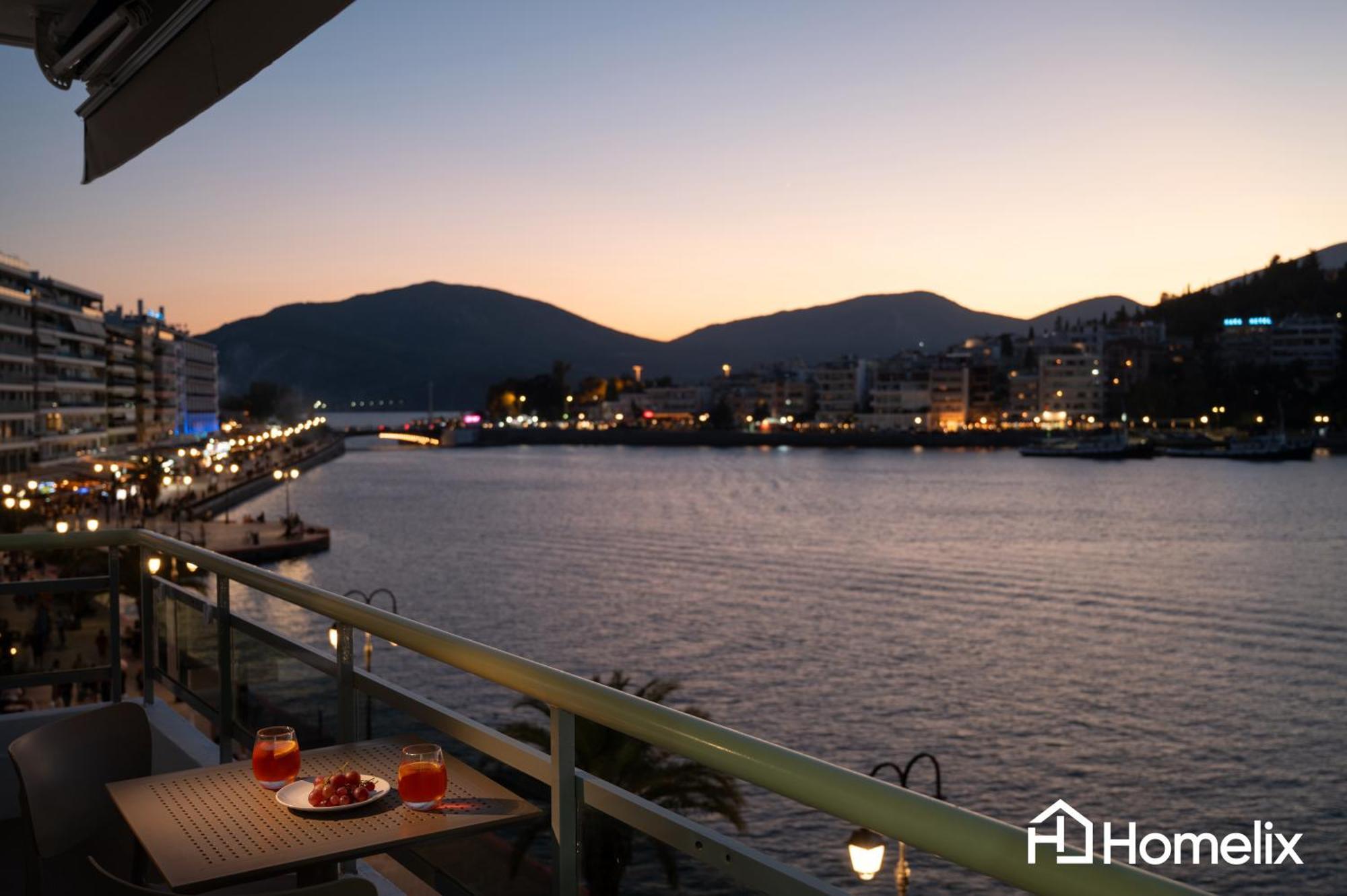 Amaya - Sea View Suites Chalkís エクステリア 写真