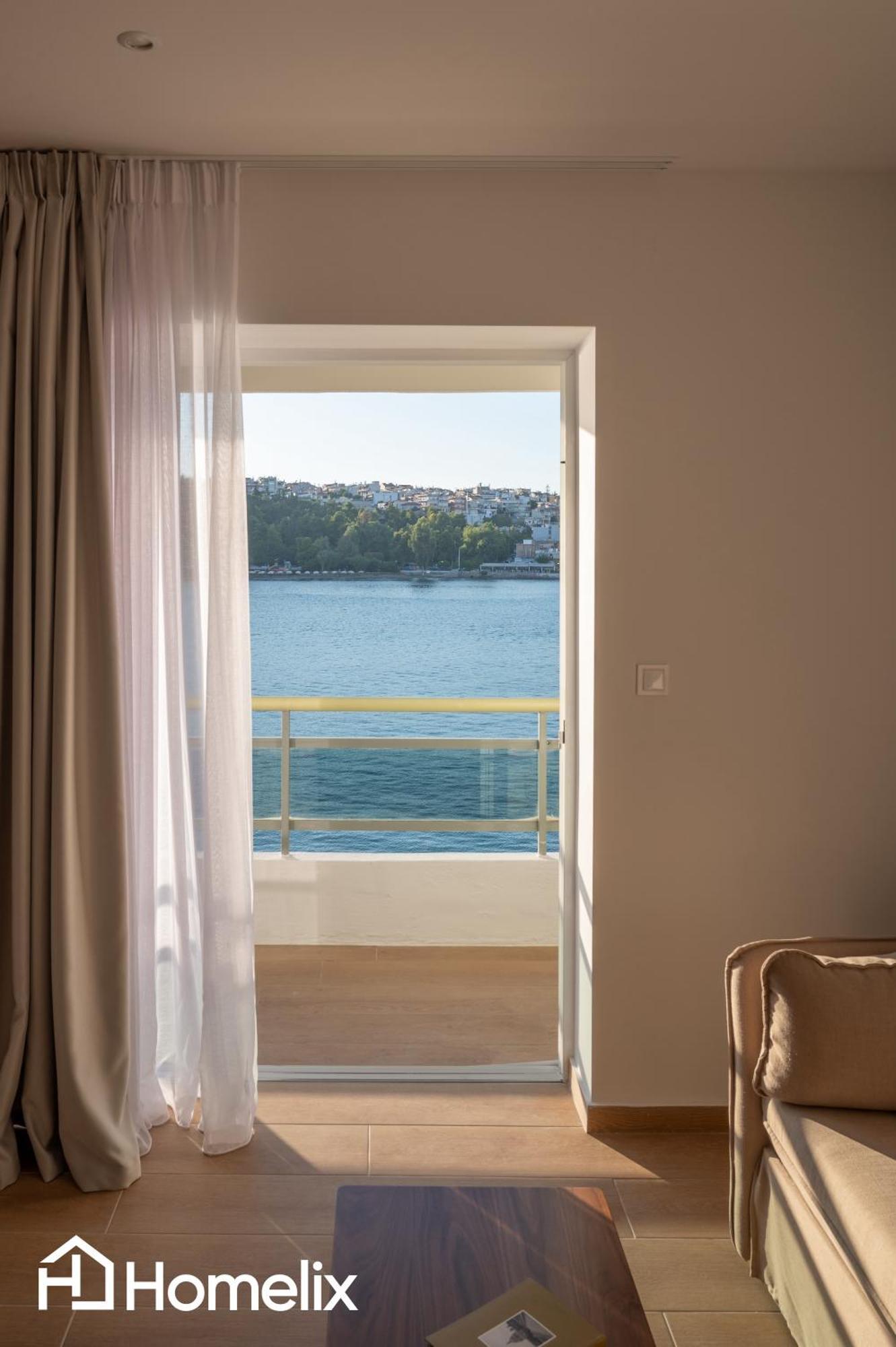 Amaya - Sea View Suites Chalkís エクステリア 写真